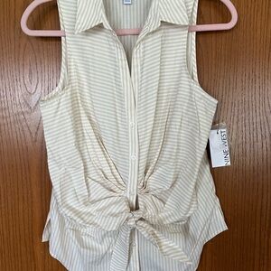 NWT! Women’s Nine West Sleeveless Blouse